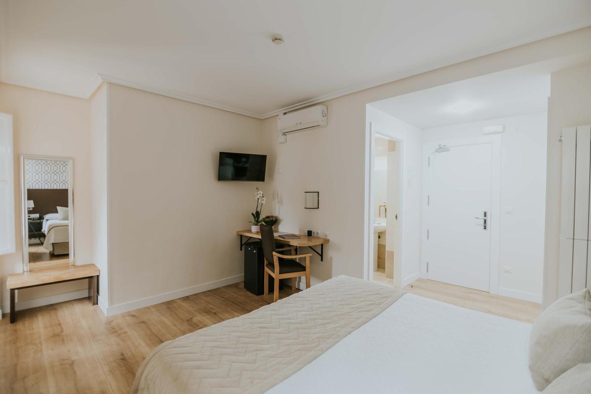 Hotel Arrope Haro Ngoại thất bức ảnh