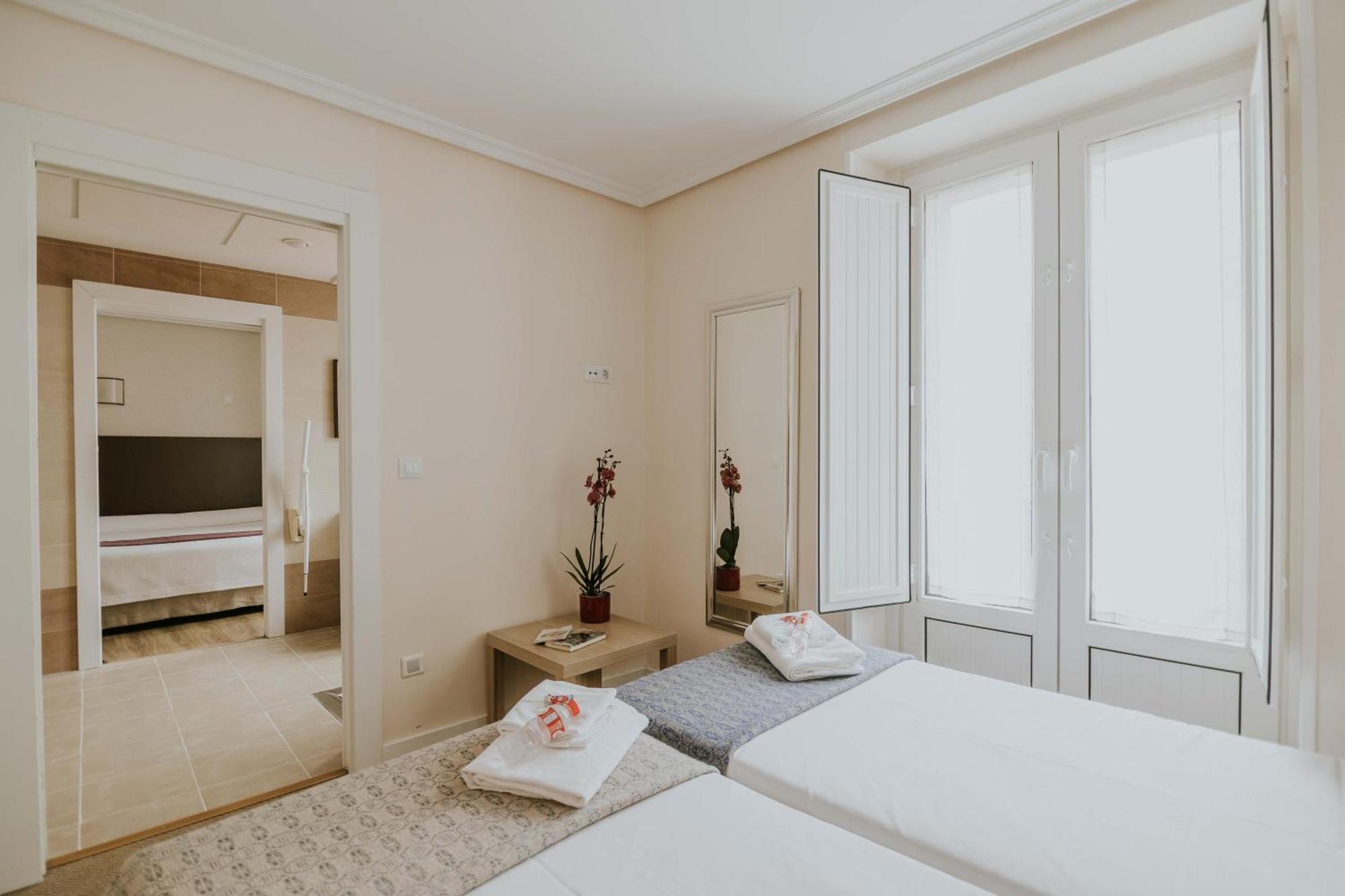 Hotel Arrope Haro Ngoại thất bức ảnh